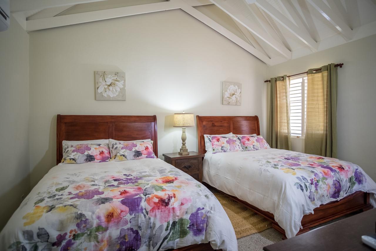 Sunspot Villa Runaway Bay Exterior foto